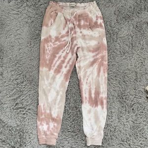 Type dye sweatpants